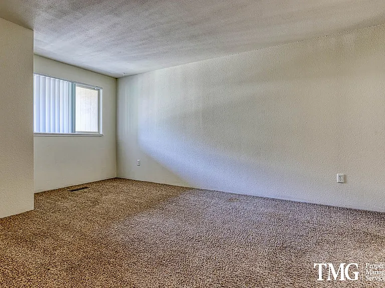 The Illahee Apartments — Photo 45