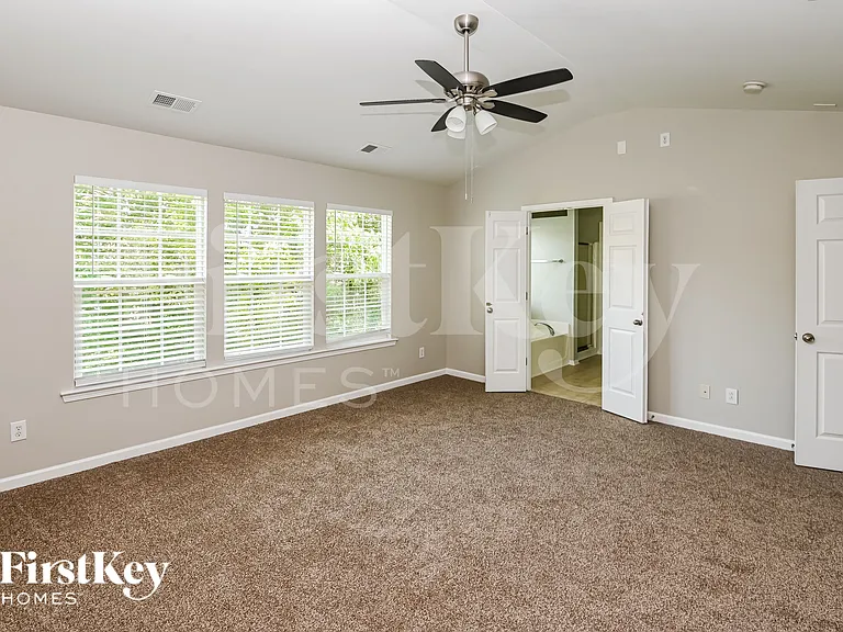 11259 Cypress View Dr — Photo 10