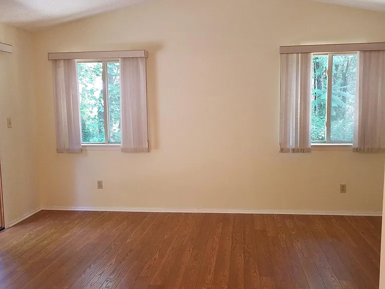 71 Drake Ln — Photo 10