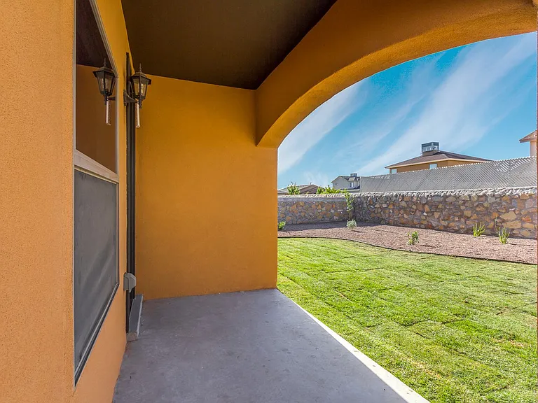 14323 High Rock Dr — Photo 22