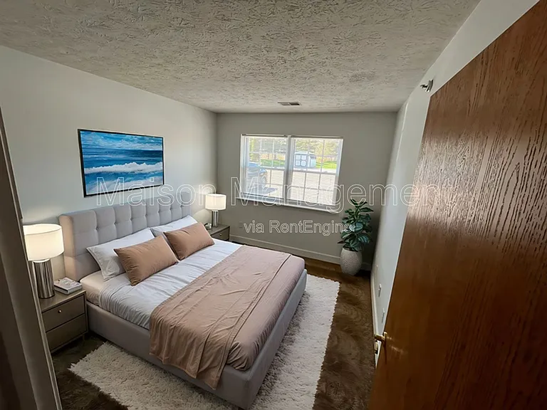 Gateway Apartments — Photo 9