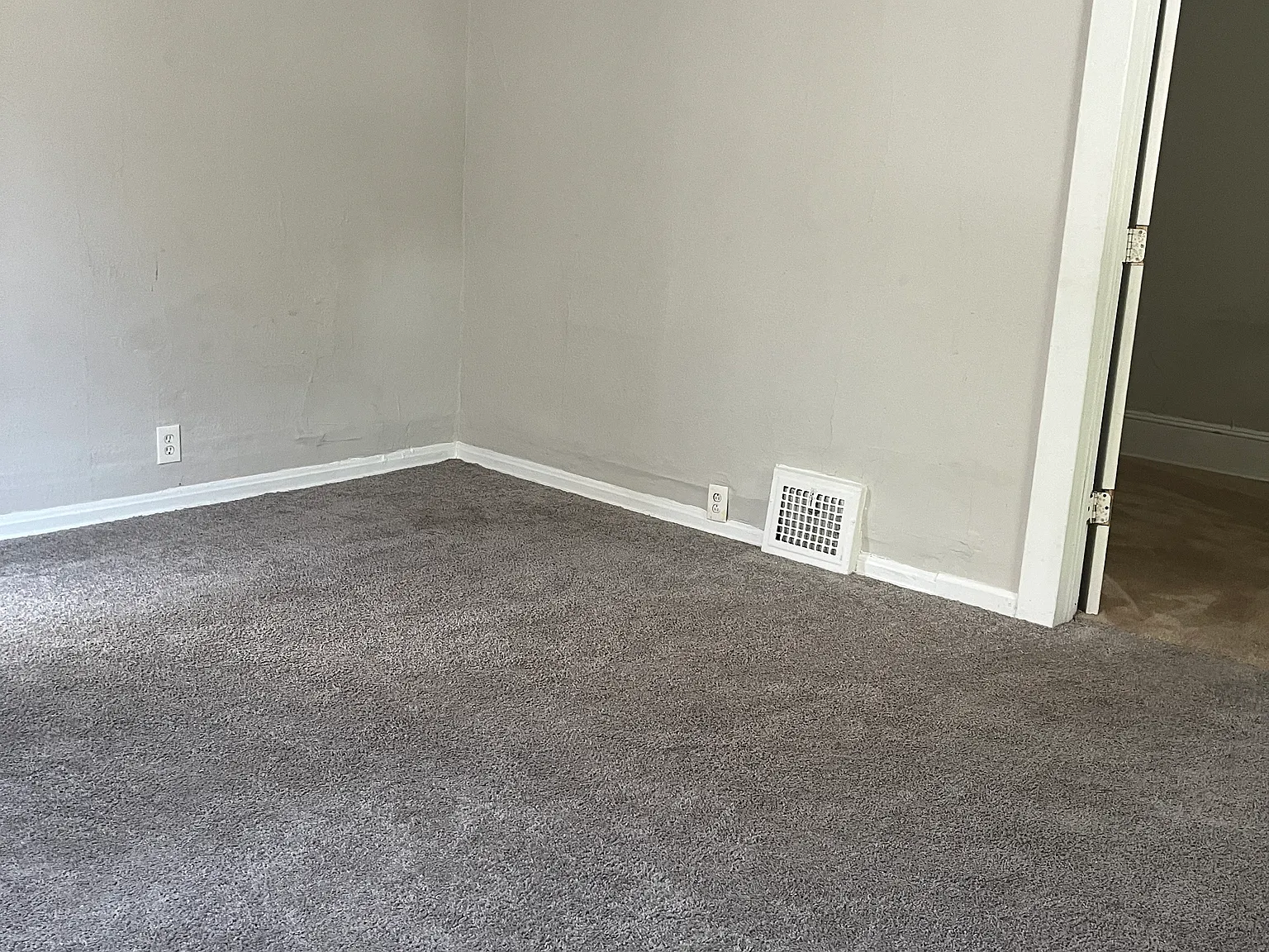 2 bed, 800 sqft, $750 — Photo 3