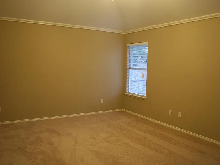 1516 Nightingale Ln — Photo 23