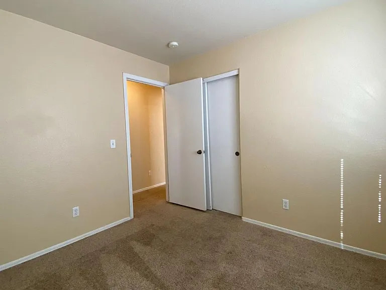 13601 N 129th Dr — Photo 23
