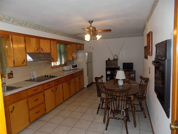 2nd image of 80 Audubon Ave