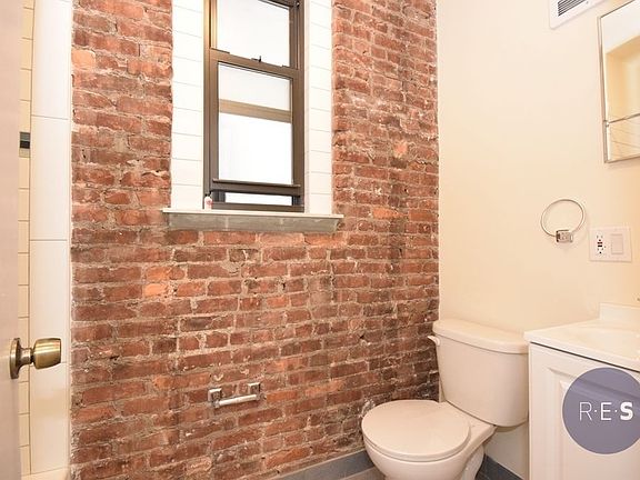 5th image of 240 Prospect Park W APT 2L