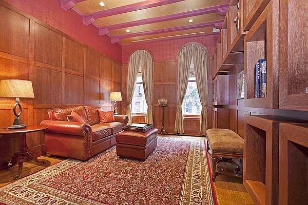 Sold by BLU Real Estate | media 4