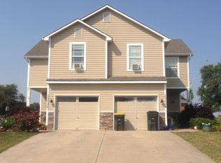 1917 N 157th St, Basehor, KS 66007