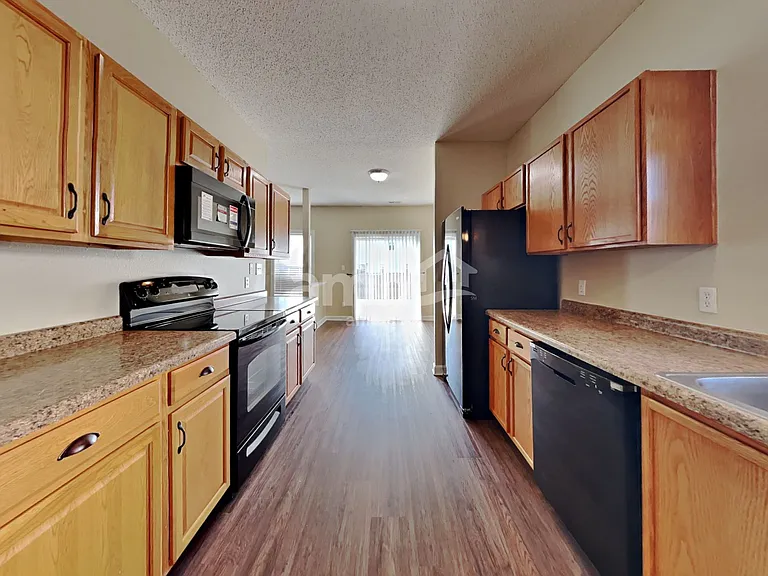 9675 Lomax Dr — Photo 4