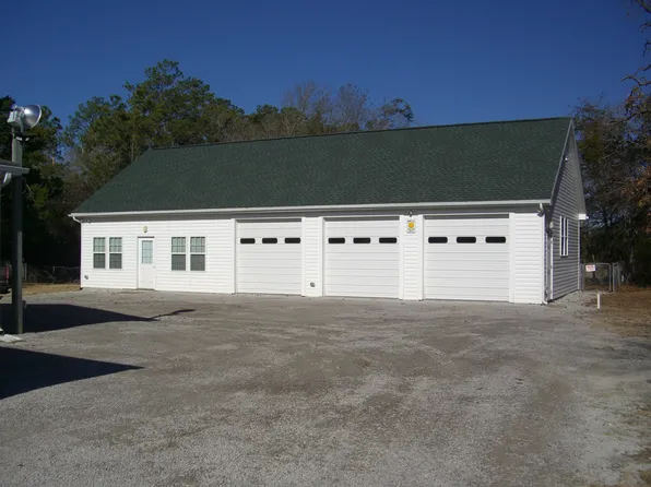 1045 Cedar Point Blvd, Cedar Pt, NC 28584