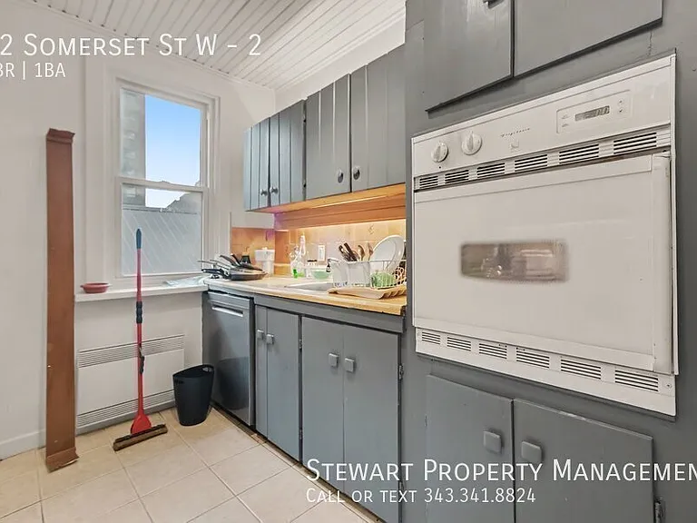 12 Somerset St W #2 — Photo 6
