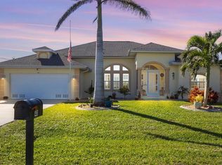 40 Tee View Ct, Rotonda West, FL 33947