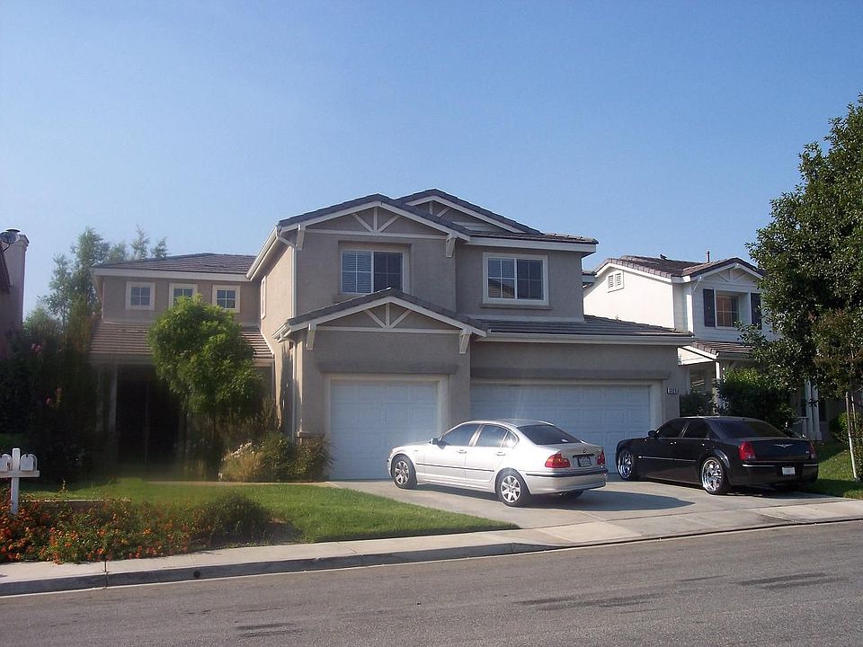 2nd image of 3329 Coastal Oak Dr