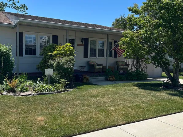 102 Roseann Ave N, Cape May, NJ 08204