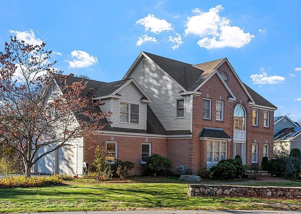 526 Osgood St, North Andover, MA 01845 Zillow