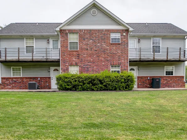 806 W Tahlequah St APT B, Siloam Springs, AR 72761