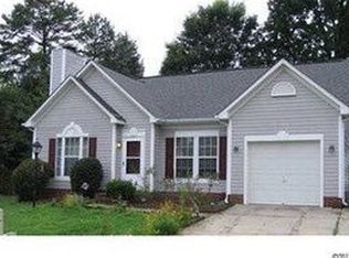 7406 Shiras Ct, Charlotte, NC 28273