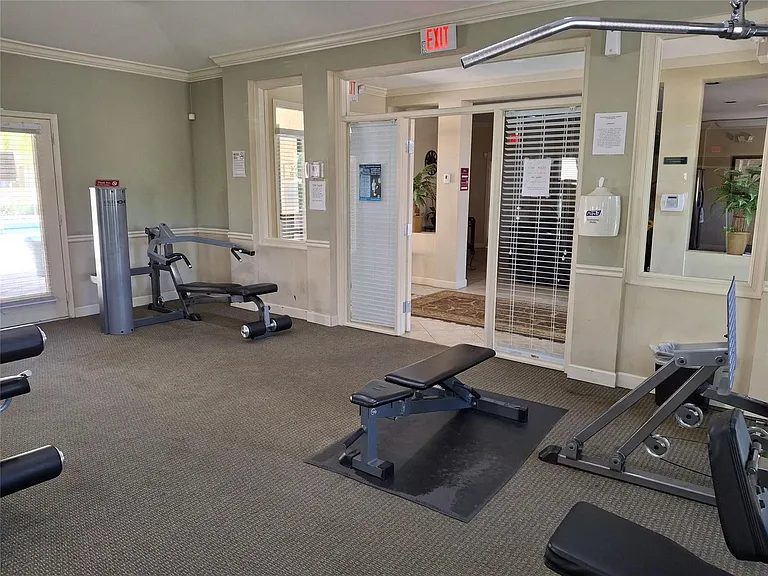 899 Riverside Dr #613 — Photo 27