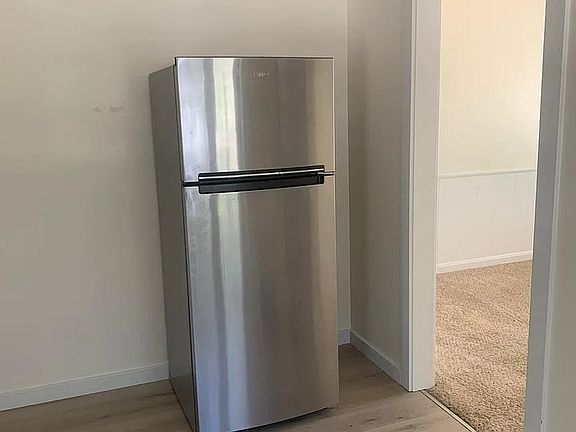 4th image of 7100 Mariposa Ave