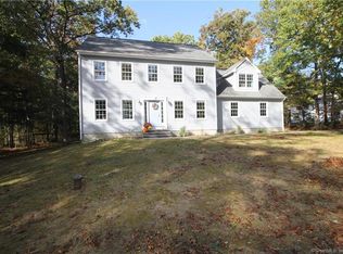38 Northam Rd, Amston, CT 06231
