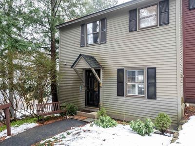 974 Hard Road #D6, Hartford, VT, 05047