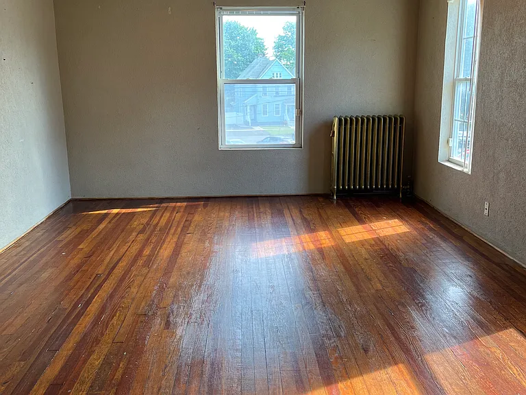 1006 Albany St #2 — Photo 3