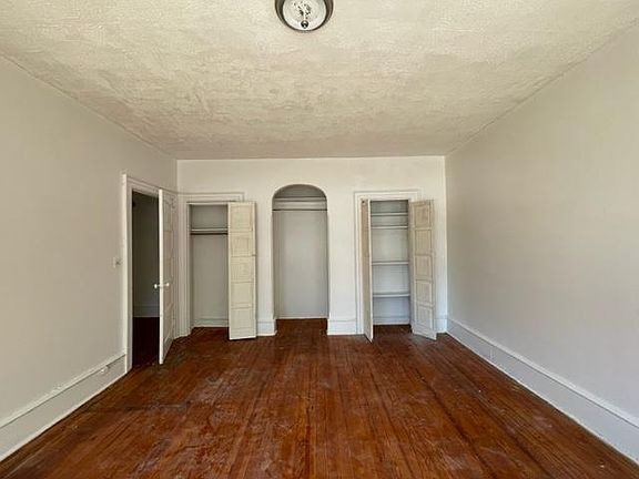 3rd image of 6500 Lincoln Dr #4W