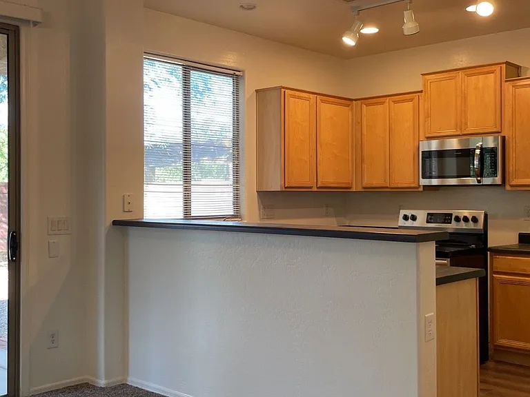3873 E Bridgeport Pkwy — Photo 6