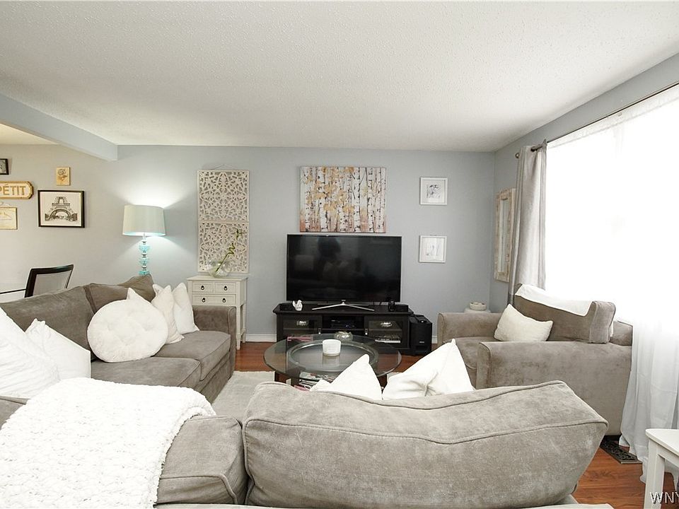 6598 Parkwood Dr, Lockport, NY 14094 Zillow