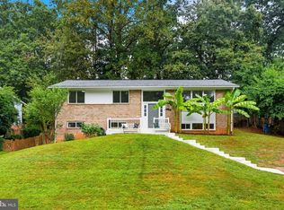5361 Gainsborough Dr, Fairfax, VA 22032