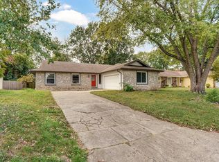 1604 E Walnut Lawn St, Springfield, MO 65804