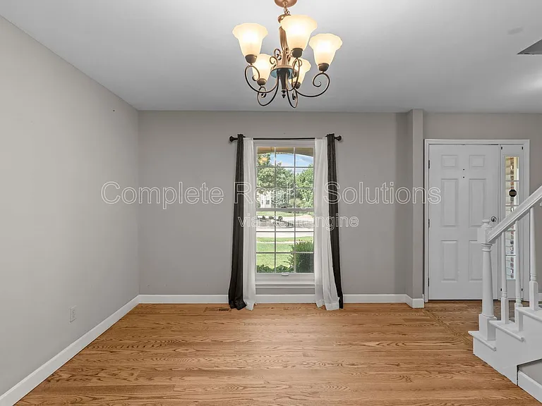 16610 Green Needle Ct — Photo 34