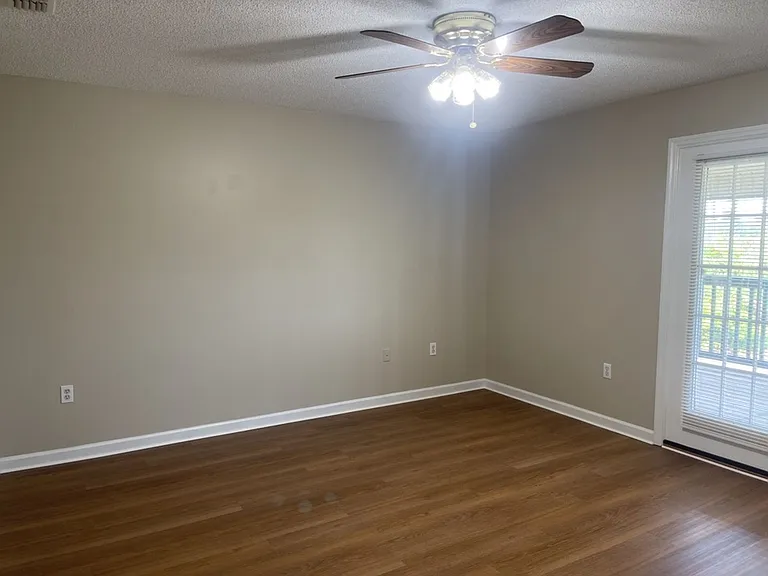 22 E Dubois St #2A — Photo 5