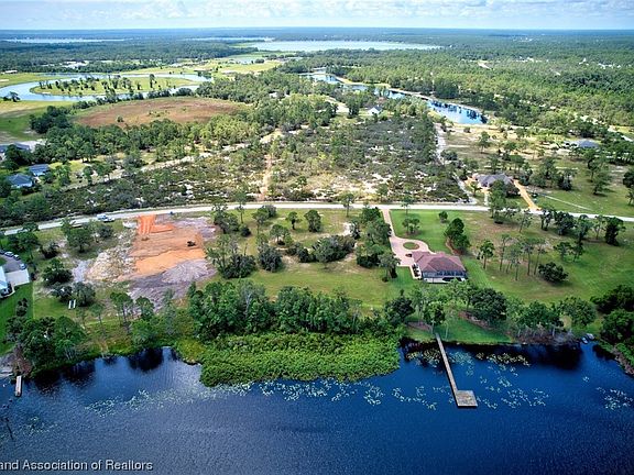 5th image of 4048 Camp Shore Dr