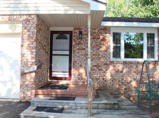 2223 N Roosevelt Ave, Springfield, MO 65803