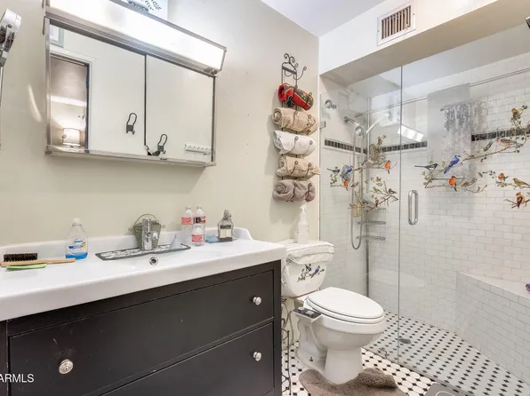 5501 E DALLAS Street, Mesa, AZ 85205