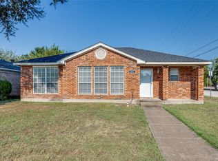 633 Crosby Ave, White Settlement, TX 76108