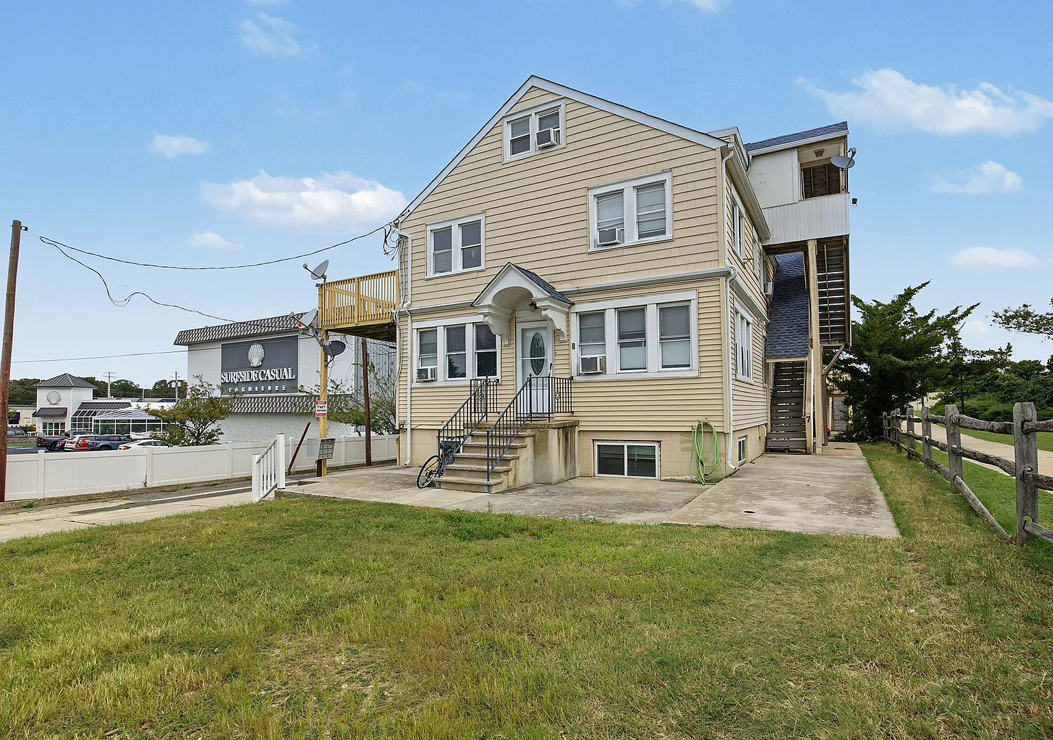 1 Braddock Avenue — Photo 1