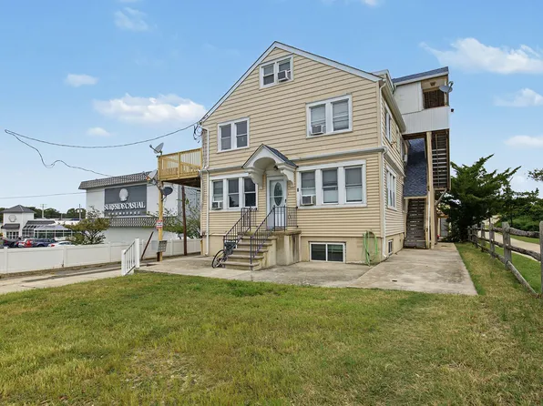 1 Braddock Avenue
