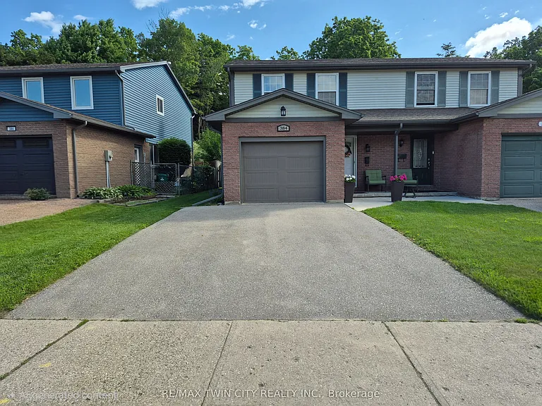384 Pioneer Dr — Photo 1