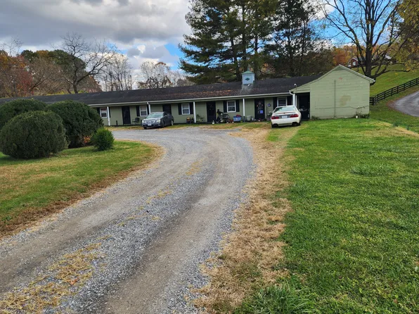 8188 Lee Hwy #9, Troutville, VA 24175