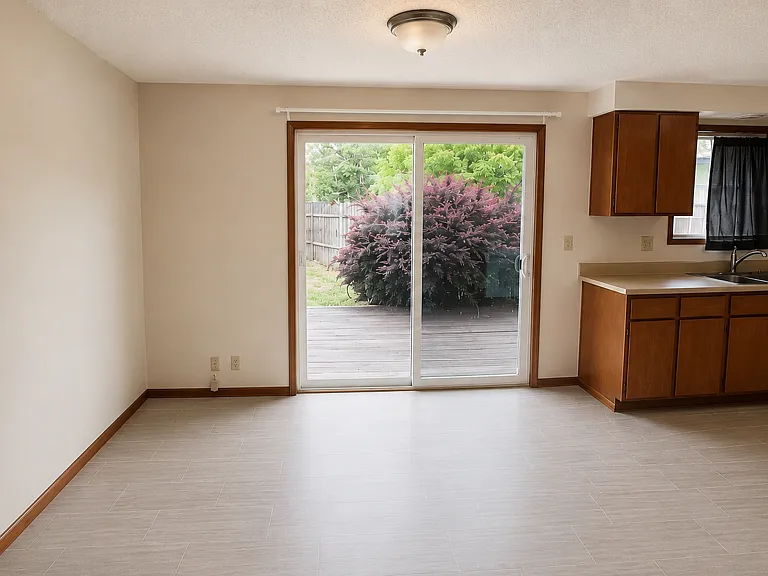 4461-4463 Hilton Dr #4463 HILTON DR — Photo 6