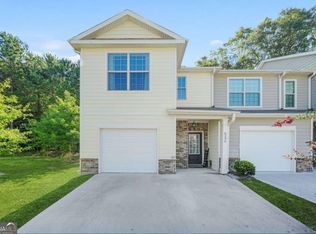 6256 Trickle Bnd, Atlanta, GA