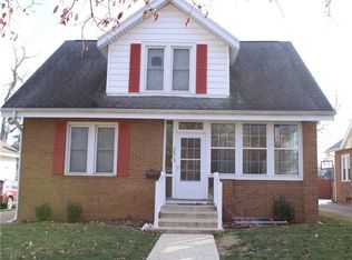 2613 Western Ave, Mattoon, IL 61938