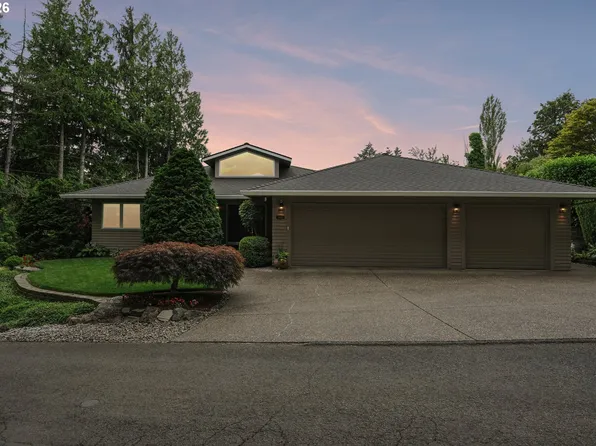 7883 SW Linden Rd, Portland, OR 97225