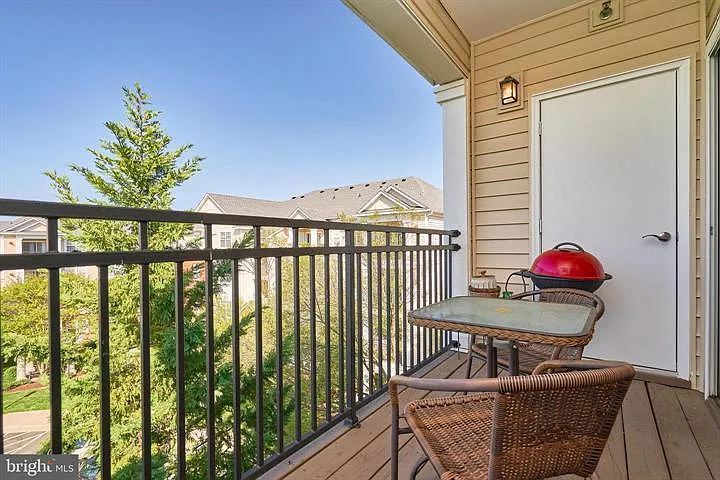 12958 Centre Park Cir #418 — Photo 16