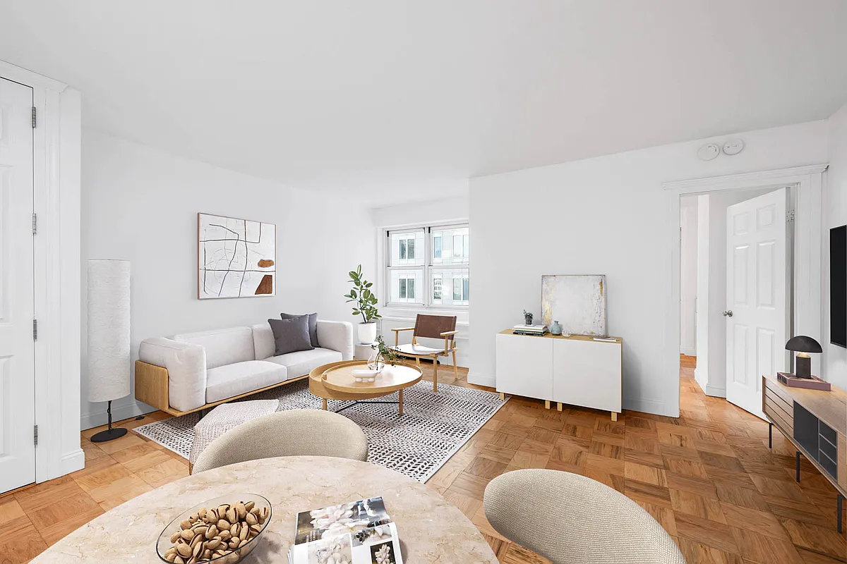 159 West 53rd St Unit 35A  