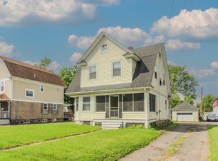 44 Locust Ave, Danbury, CT 06810