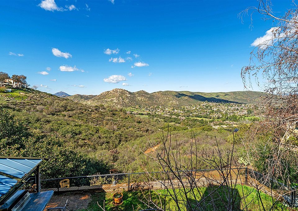 1st image of 23700 Calistoga Pl