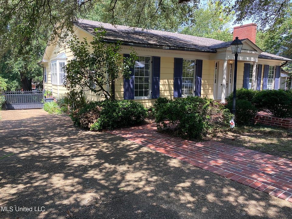 3503 Kings Hwy, Jackson, MS 39216 Zillow
